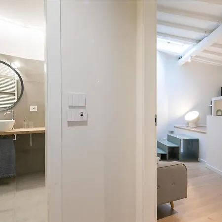 Madonna Luxury * Florenz